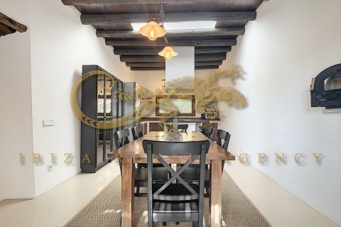 Villa en venta en Sant Agusti des Vedra, Ibiza, España 3 dormitorios, 200 m2 No. 30806 - foto 13