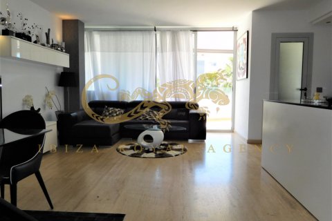 Apartamento en alquiler en Ibiza ciudad, Ibiza, España 3 dormitorios, 145 m2 No. 30892 - foto 3