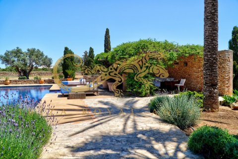 Villa en venta en Formentera, España 5 dormitorios, 300 m2 No. 30801 - foto 14