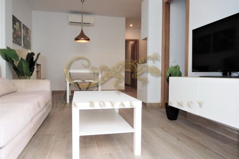Apartamento en alquiler en San Antonio De Portmany, Ibiza, España 2 dormitorios, 65 m2 No. 30848 - foto 4