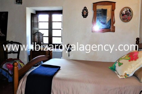 Villa en venta en Santa Gertrudis De Fruitera, Ibiza, España 5 dormitorios, 500 m2 No. 30865 - foto 17