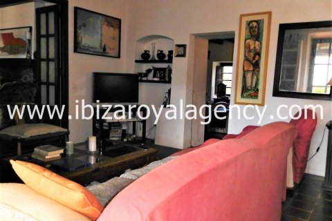 Villa en venta en Santa Gertrudis De Fruitera, Ibiza, España 5 dormitorios, 500 m2 No. 30865 - foto 13