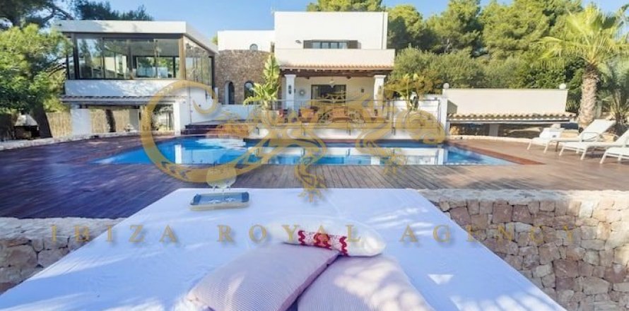 Villa en Santa Eulalia Del Rio, Ibiza, España 11 dormitorios, 710 m2 No. 30811