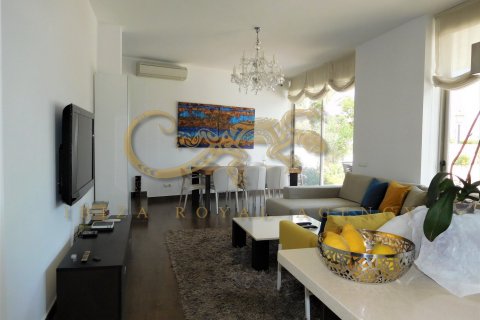Villa en alquiler en Sa Carroca, Ibiza, España 4 dormitorios, 250 m2 No. 30866 - foto 16
