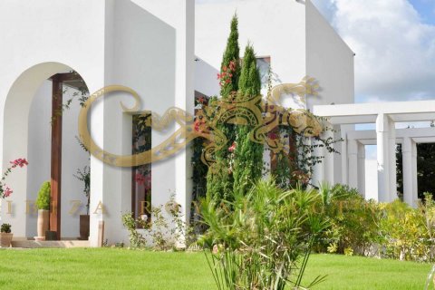 Villa en venta en Santa Eulalia Del Rio, Ibiza, España 7 dormitorios, 650 m2 No. 30812 - foto 3