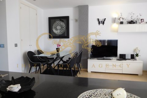 Apartamento en alquiler en Ibiza ciudad, Ibiza, España 3 dormitorios, 145 m2 No. 30892 - foto 1