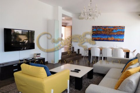 Villa en alquiler en Sa Carroca, Ibiza, España 4 dormitorios, 250 m2 No. 30866 - foto 19