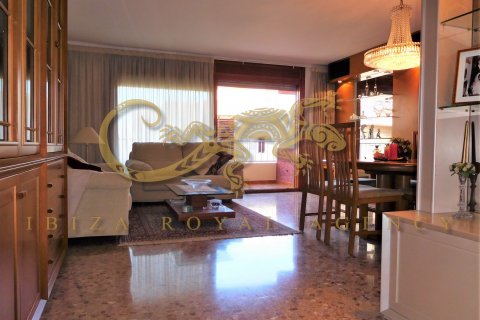 Apartamento en alquiler en Ibiza ciudad, Ibiza, España 4 dormitorios, 171 m2 No. 30802 - foto 10