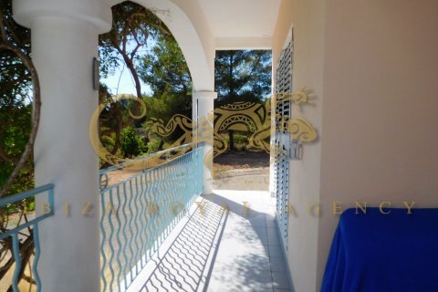 Villa en alquiler en Sant Joan de Labritja, Ibiza, España 2 dormitorios, 120 m2 No. 30880 - foto 2