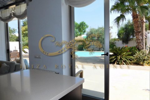 Villa en venta en Sa Carroca, Ibiza, España 4 dormitorios, 250 m2 No. 30860 - foto 21