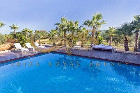 Villa en venta en Santa Eulalia Del Rio, Ibiza, España 11 dormitorios, 710 m2 No. 30811 - foto 22