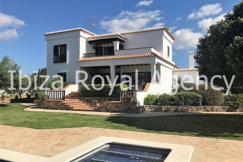 Villa en alquiler en Sant Josep de sa Talaia, Ibiza, España 3 dormitorios, 300 m2 No. 30877 - foto 2