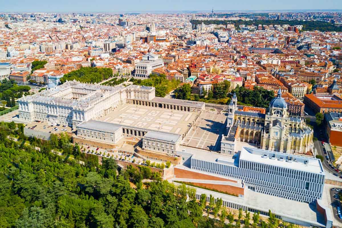 Nuevos edificios en Madrid: lo que debe buscar un inversor