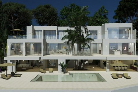 Villa en venta en Cala Vinyes, Mallorca, España 655 m2 No. 31654 - foto 1