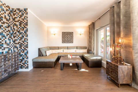Villa en venta en Cas Catala, Mallorca, España 4 dormitorios, 292 m2 No. 32490 - foto 4