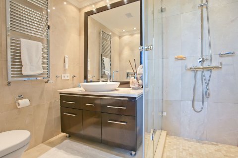 Villa en venta Bendinat, Mallorca, España 4 dormitorios, 473 m2 No. 34158 - foto 18