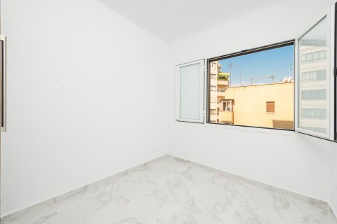 Apartamento en venta en Palma de Mallorca, Mallorca, España 3 dormitorios, 69 m2 No. 33389 - foto 5