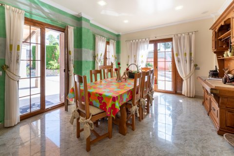 Villa en venta en Can Picafort, Mallorca, España 5 dormitorios, 720 m2 No. 32631 - foto 8