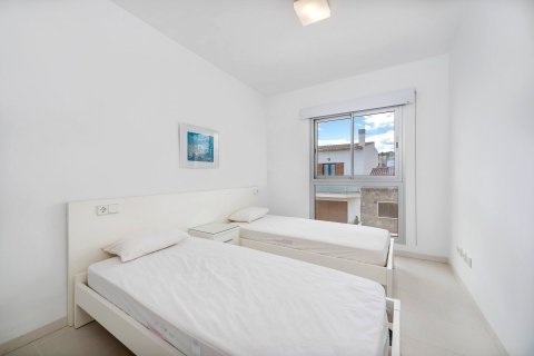 Villa en venta en Son Serra De Marina, Mallorca, España 3 dormitorios, 128 m2 No. 32684 - foto 10