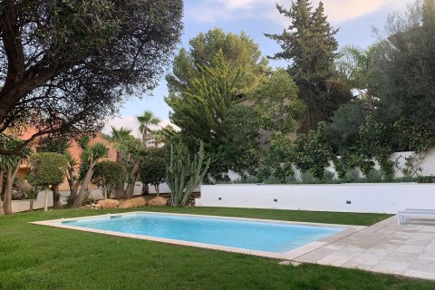Villa en venta en Nova Santa Ponça, Mallorca, España 4 dormitorios, 520 m2 No. 32736 - foto 13