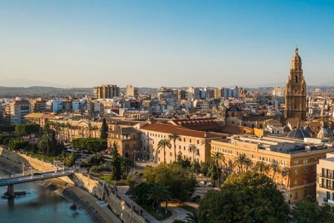 La zona inmobiliario del territorio de Murcia asciende un 15% en la compraventa de casas