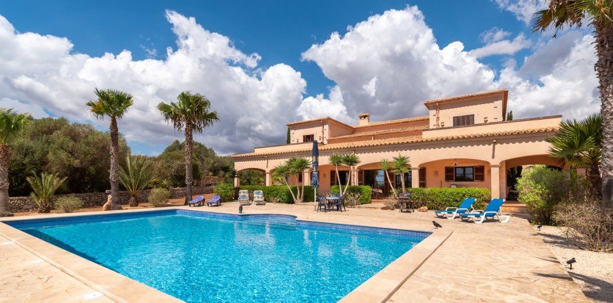 Finca en Santanyi, Mallorca, España 6 dormitorios, 596 m2 No. 32743