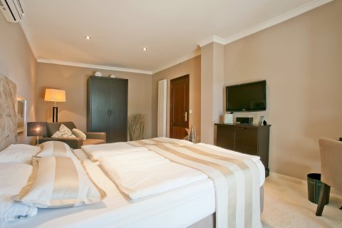 Villa en venta en Bendinat, Mallorca, España 4 dormitorios, 473 m2 No. 34158 - foto 9