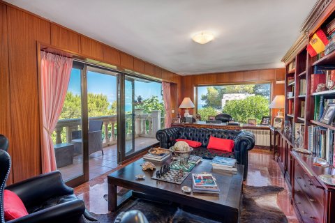 Villa en venta en Cala Blava, Mallorca, España 5 dormitorios, 506 m2 No. 32275 - foto 4