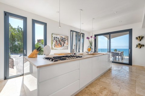 Villa en venta en Costa D'en Blanes, Mallorca, España 4 dormitorios, 400 m2 No. 32773 - foto 8