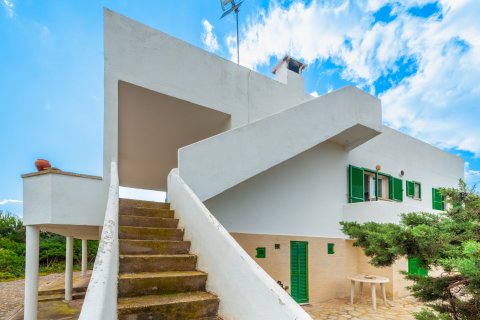 Villa en venta en Cala Llombards, Mallorca, España 3 dormitorios, 210 m2 No. 32729 - foto 3