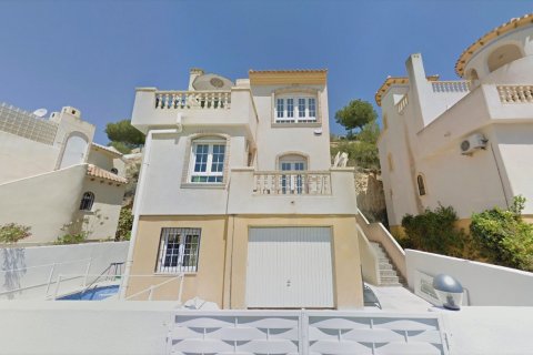 Villa en venta en Villamartin, Alicante, España 4 dormitorios, 170 m2 No. 35315 - foto 1