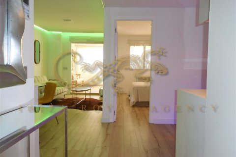 Apartamento en venta en Ibiza ciudad, Ibiza, España 2 dormitorios, 55 m2 No. 36019 - foto 5