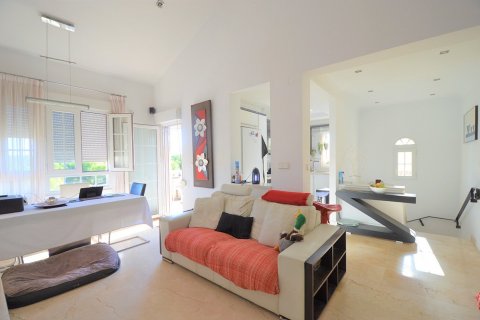 Villa en venta en Villamartin, Alicante, España 4 dormitorios, 170 m2 No. 35315 - foto 5