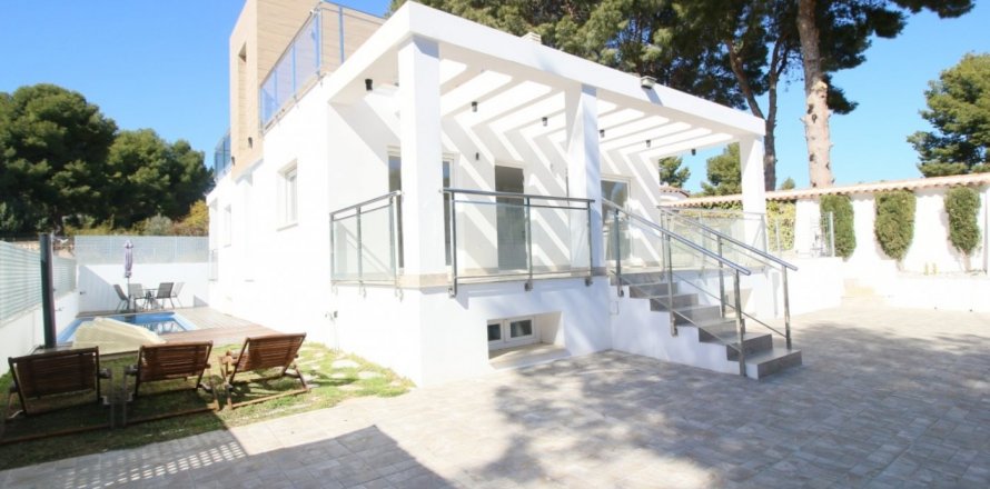 Villa en La Nucia, Alicante, España 4 dormitorios, 330 m2 No. 36596