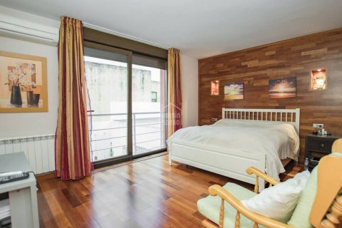 Casa adosada en venta en Mahon, Menorca, España 3 dormitorios, 210 m2 No. 27955 - foto 9