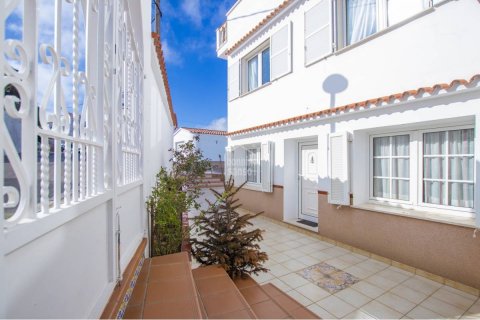 Villa en venta en Son Vilar, Menorca, España 4 dormitorios, 211 m2 No. 23807 - foto 5