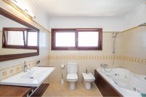 Villa en venta en Mahon, Menorca, España 4 dormitorios, 320 m2 No. 23806 - foto 9