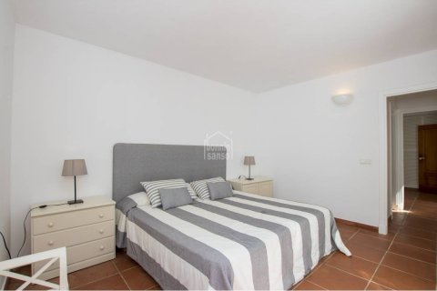 Villa en venta en Ciutadella De Menorca, Menorca, España 7 dormitorios, 550 m2 No. 23861 - foto 6
