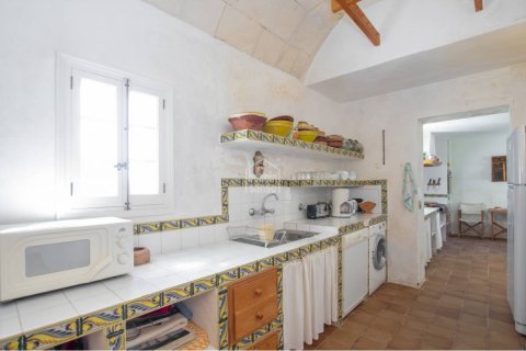 Сasa en venta en Ciutadella De Menorca, Menorca, España 5 dormitorios, 500 m2 No. 24080 - foto 5