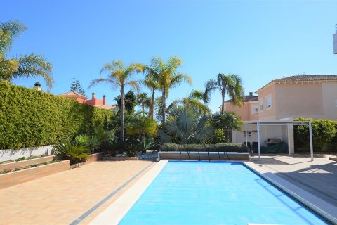 Villa en venta La Zenia, Alicante, España 2 dormitorios, 379 m2 No. 36856 - foto 5