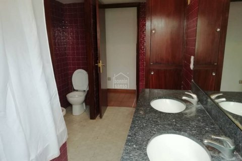 Apartamento en venta en Ciutadella De Menorca, Menorca, España 6 dormitorios, 234 m2 No. 23649 - foto 10