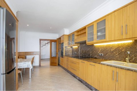 Villa en venta en Mahon, Menorca, España 4 dormitorios, 320 m2 No. 23806 - foto 6