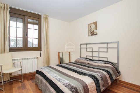 Casa adosada en venta en Mahon, Menorca, España 3 dormitorios, 210 m2 No. 27955 - foto 13