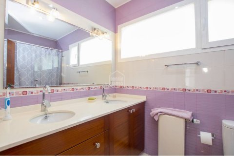 Villa en venta en Mahon, Menorca, España 5 dormitorios, 352 m2 No. 35499 - foto 9