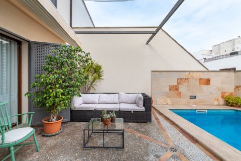 Villa en venta en Palma de Mallorca, Mallorca, España 4 dormitorios, 380 m2 No. 37141 - foto 2