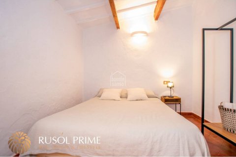 Casa adosada en venta en Ciutadella De Menorca, Menorca, España 5 dormitorios, 286 m2 No. 39645 - foto 18