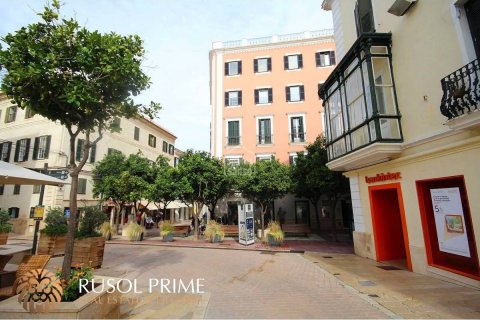 Apartamento en venta Mahon, Menorca, España 5 dormitorios, 169 m2 No. 38265 - foto 1
