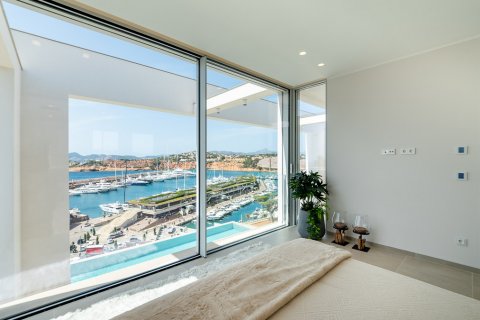 Villa en venta en Port Adriano, Mallorca, España 4 dormitorios, 615 m2 No. 32650 - foto 7