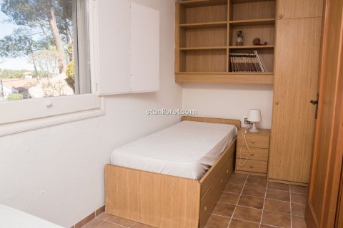 Villa en venta en Lloret de Mar, Gerona, España 5 dormitorios, 300 m2 No. 40813 - foto 14