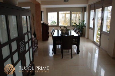 Villa en venta en Calpe, Alicante, España 6 dormitorios, 500 m2 No. 39343 - foto 2